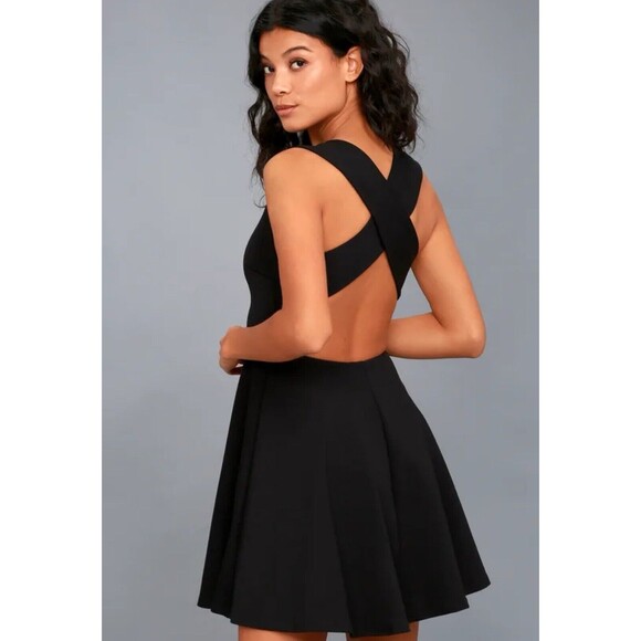Lulus Going Steady Black Backless Skater Dress Low V-Neck Mini Sleeveless Size L - Picture 2 of 5